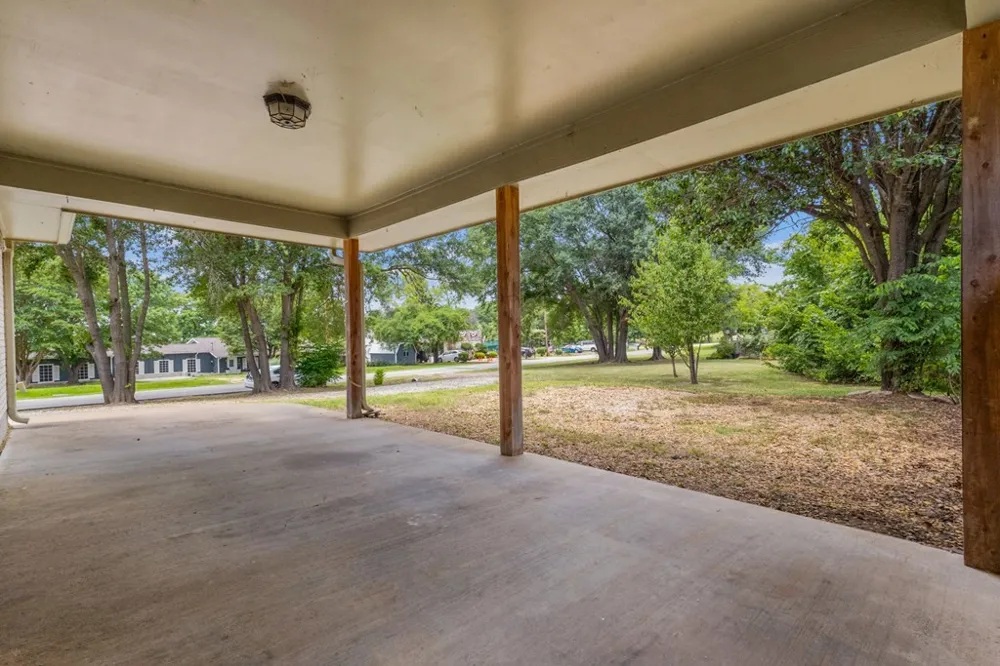 402 Admiral Drive Gun Barrel City, TX 75156