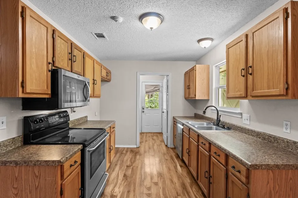 402 Admiral Drive Gun Barrel City, TX 75156