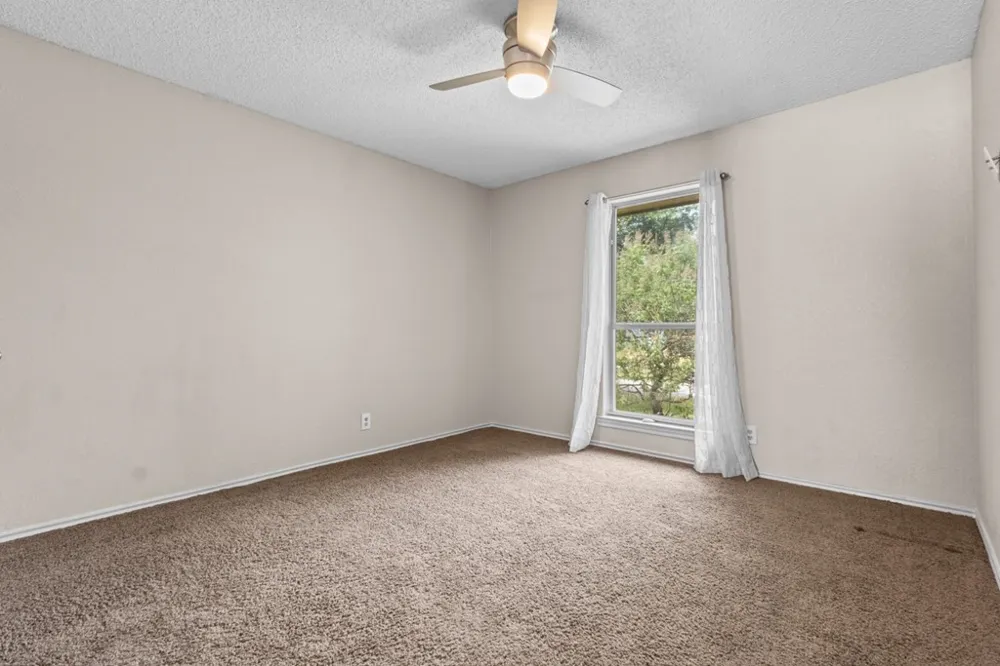 402 Admiral Drive Gun Barrel City, TX 75156