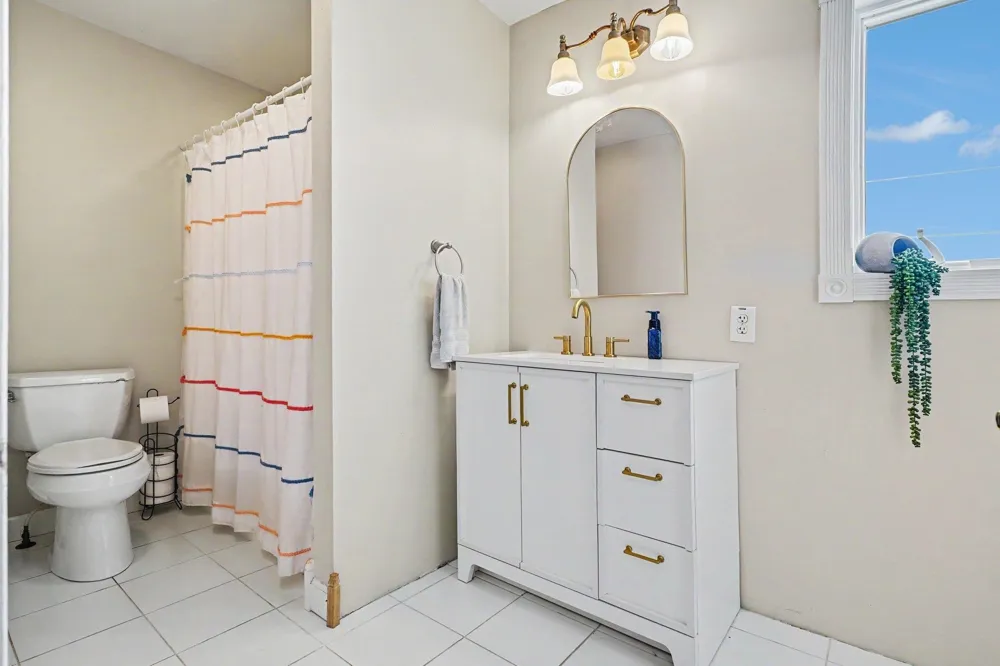 2210 E Lola Lane Au Gres Township, MI 48703