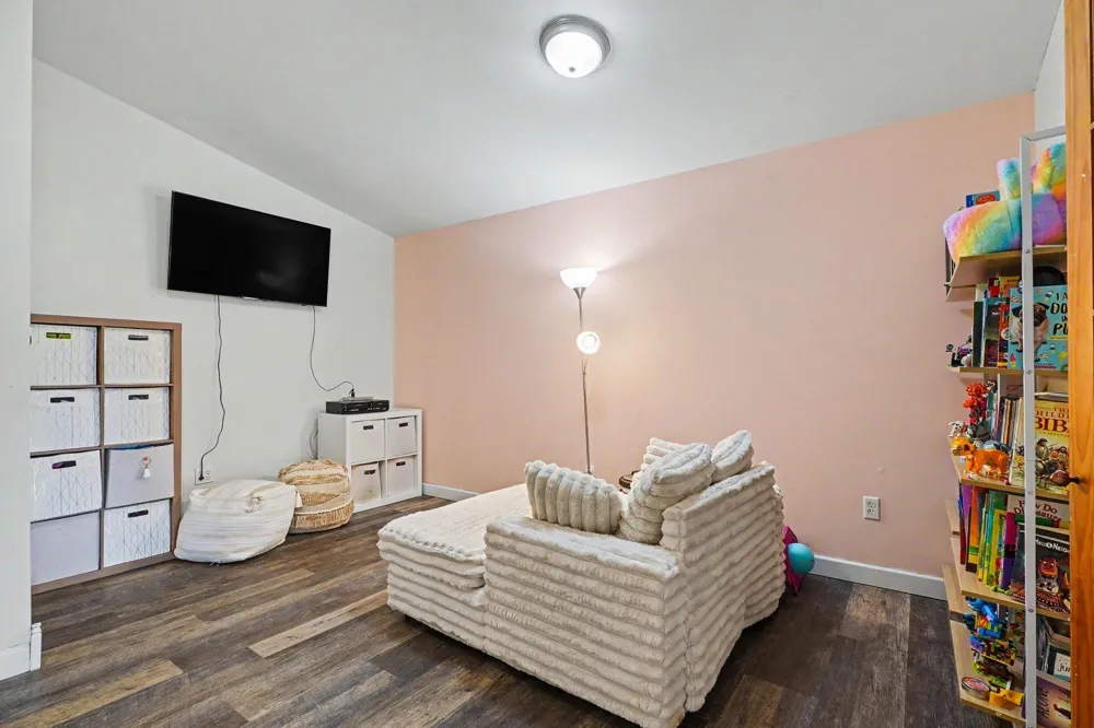 2210 E Lola Lane Au Gres Township, MI 48703