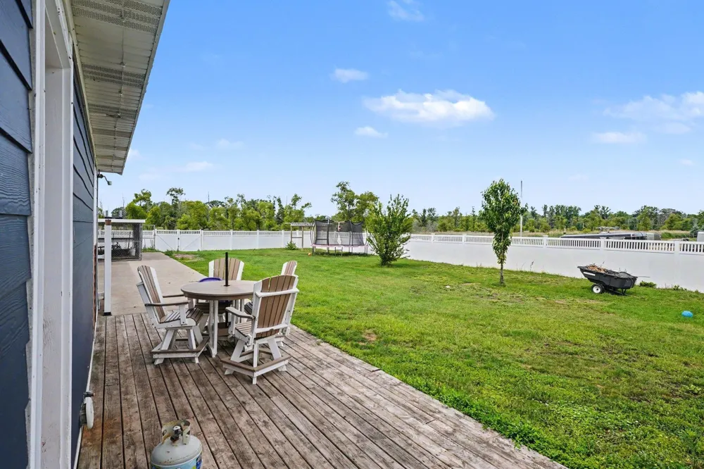 2210 E Lola Lane Au Gres Township, MI 48703