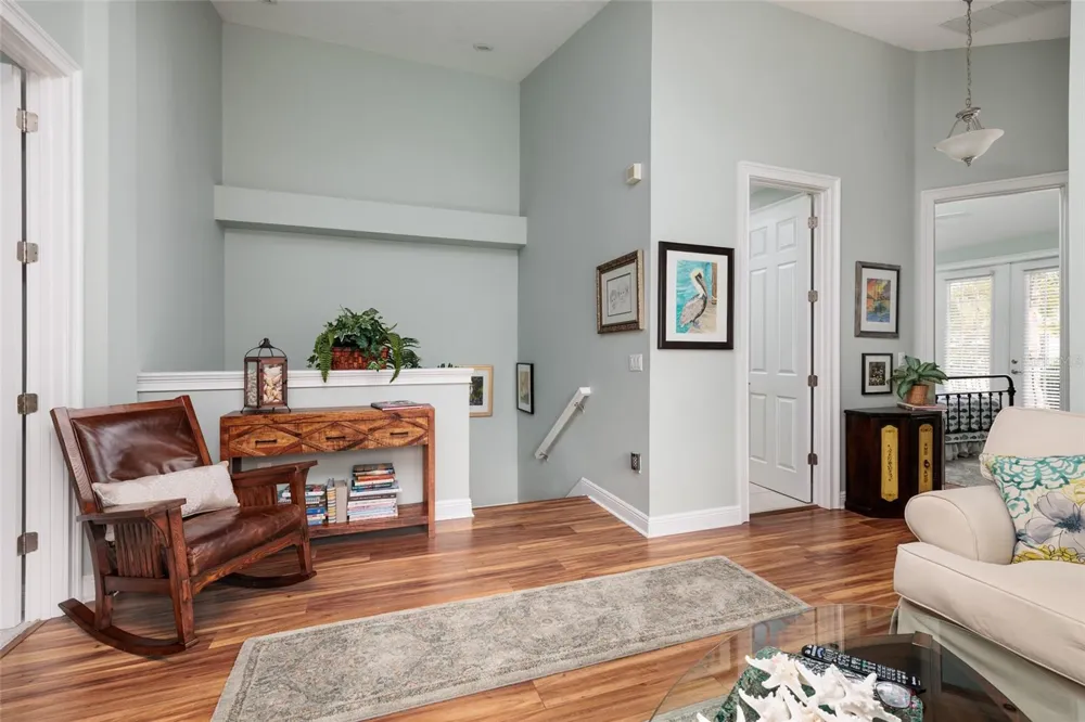 190 BANYAN BAY DRIVE St Petersburg, FL 33705