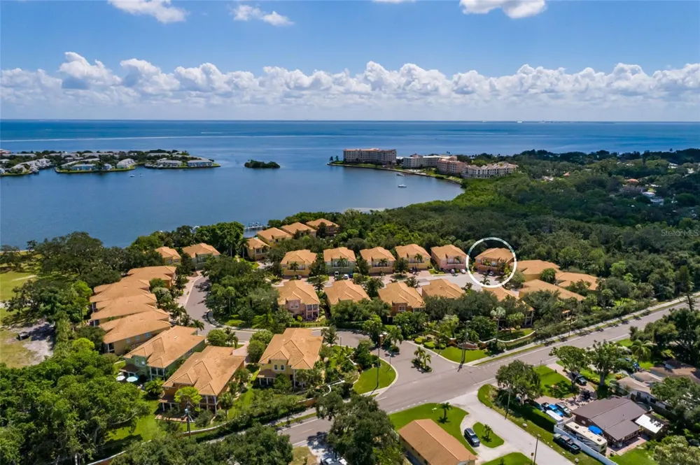 190 BANYAN BAY DRIVE St Petersburg, FL 33705