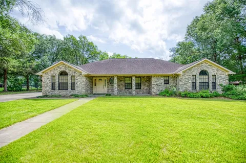 655 Farmers Road
