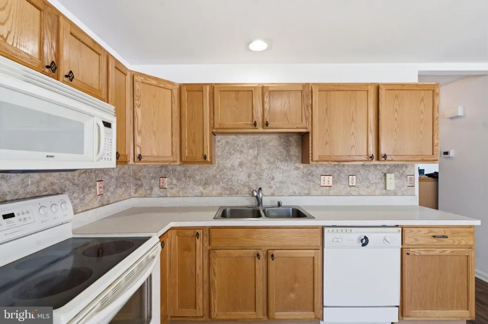 530 VAUGHN AVENUE Greensboro, MD 21639