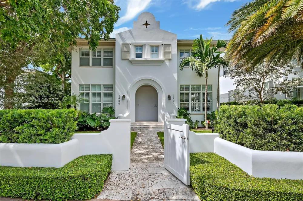 3406 Ponce De Leon Blvd Coral Gables, FL 33134
