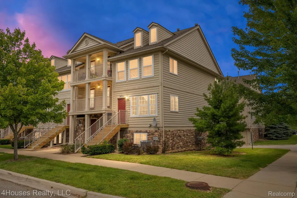 654 LYDIA LANE #48 Pontiac City, MI 48341