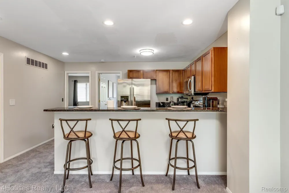 654 LYDIA LANE #48 Pontiac City, MI 48341