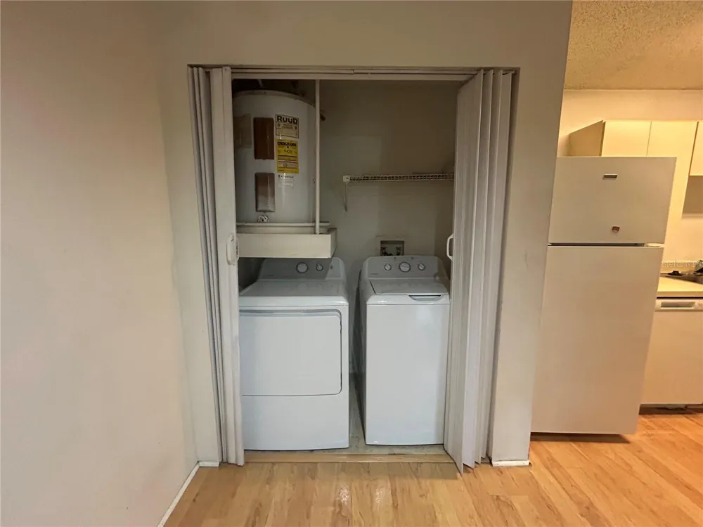 380 LAKEPOINTE DRIVE #202 Altamonte Springs, FL 32701
