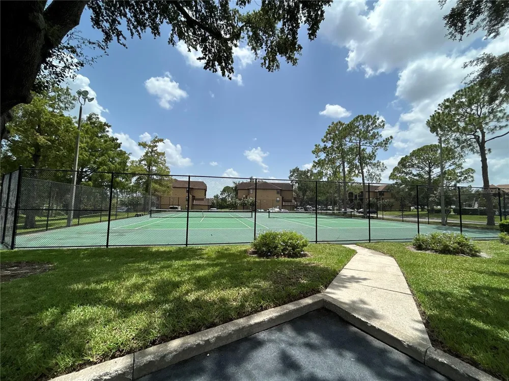 380 LAKEPOINTE DRIVE #202 Altamonte Springs, FL 32701