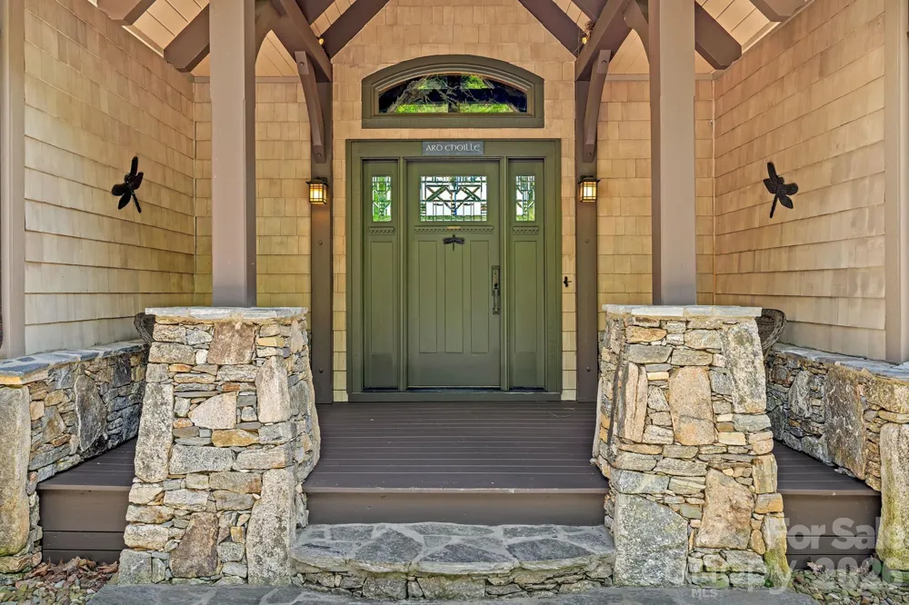 241 Glen Eagle Drive Waynesville, NC 28786