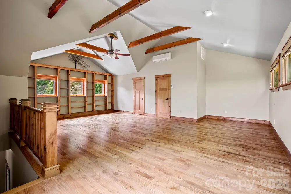 241 Glen Eagle Drive Waynesville, NC 28786
