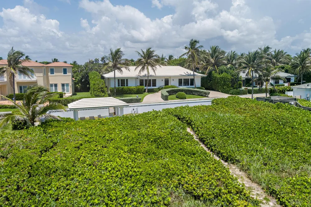 1426 Ocean Boulevard Palm Beach, FL 33480