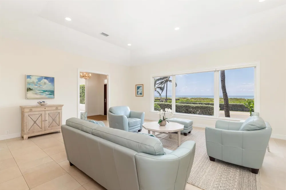 1426 Ocean Boulevard Palm Beach, FL 33480