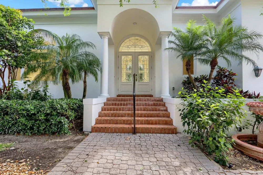 1426 Ocean Boulevard Palm Beach, FL 33480