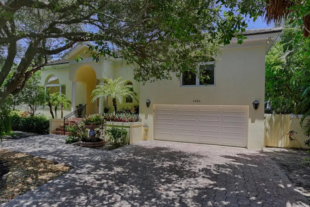 1426 Ocean Boulevard Palm Beach, FL 33480