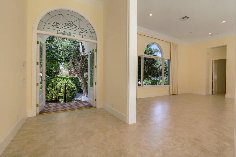 1426 Ocean Boulevard Palm Beach, FL 33480