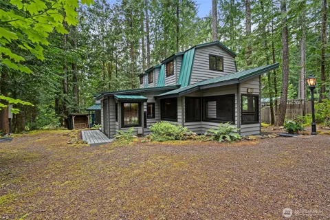 41 Dow Place