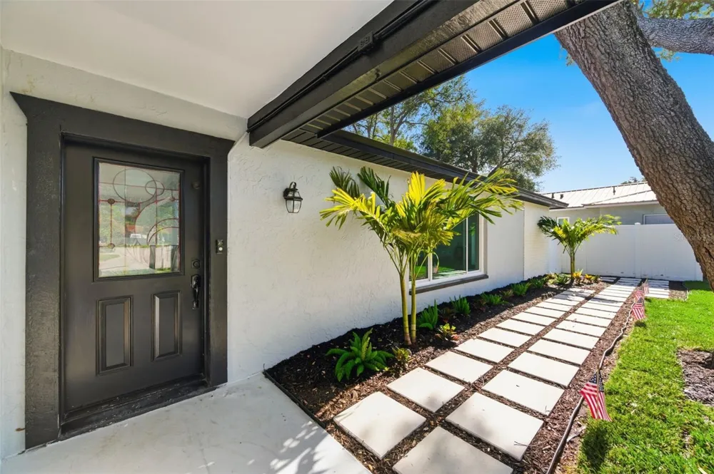 11180 113TH AVENUE Largo, FL 33778