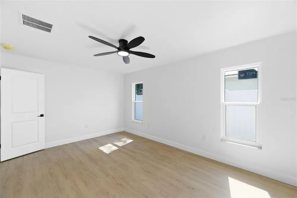 11180 113TH AVENUE Largo, FL 33778