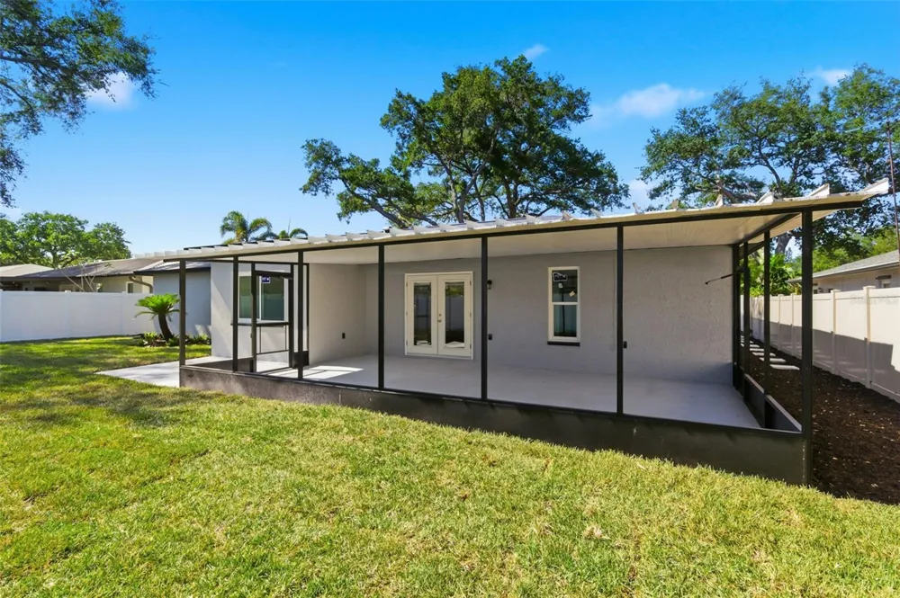 11180 113TH AVENUE Largo, FL 33778