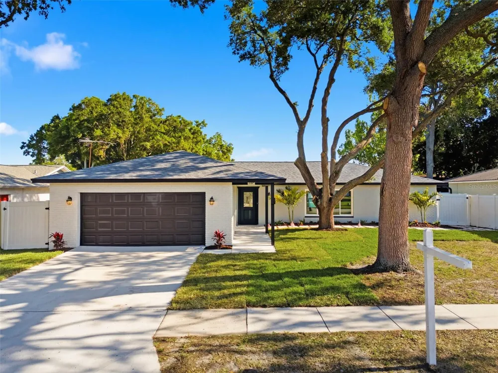 11180 113TH AVENUE Largo, FL 33778