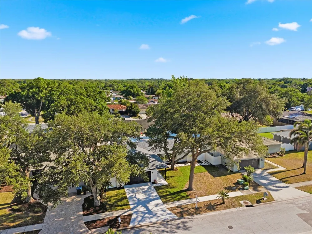 11180 113TH AVENUE Largo, FL 33778