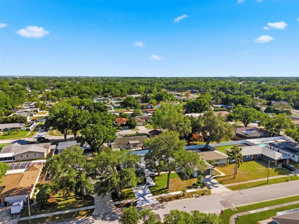11180 113TH AVENUE Largo, FL 33778