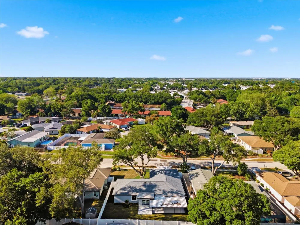 11180 113TH AVENUE Largo, FL 33778