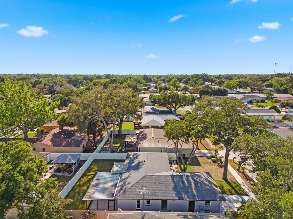 11180 113TH AVENUE Largo, FL 33778