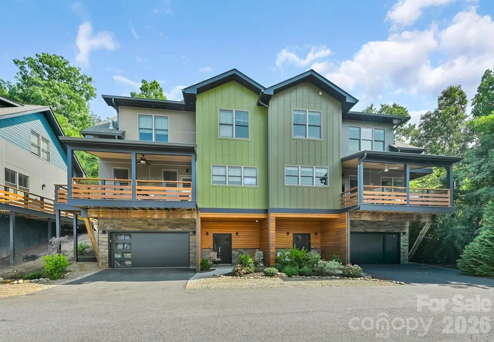 406 Kessler Place Asheville, NC 28804