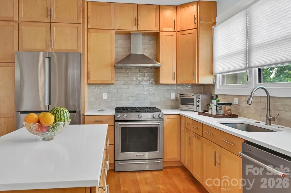 406 Kessler Place Asheville, NC 28804