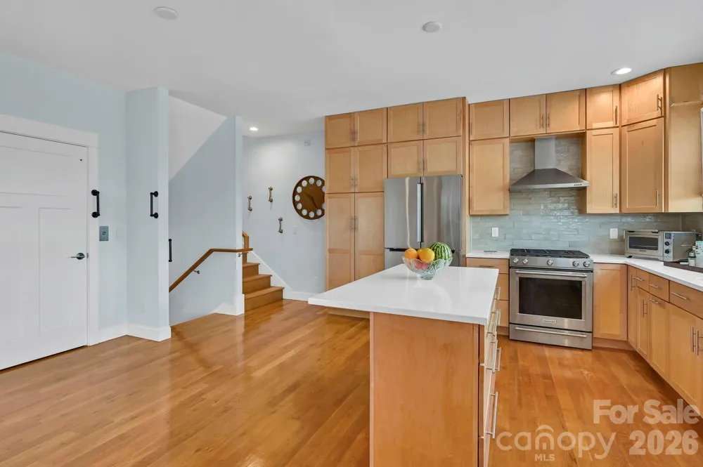 406 Kessler Place Asheville, NC 28804