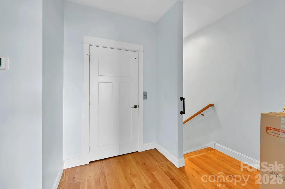 406 Kessler Place Asheville, NC 28804