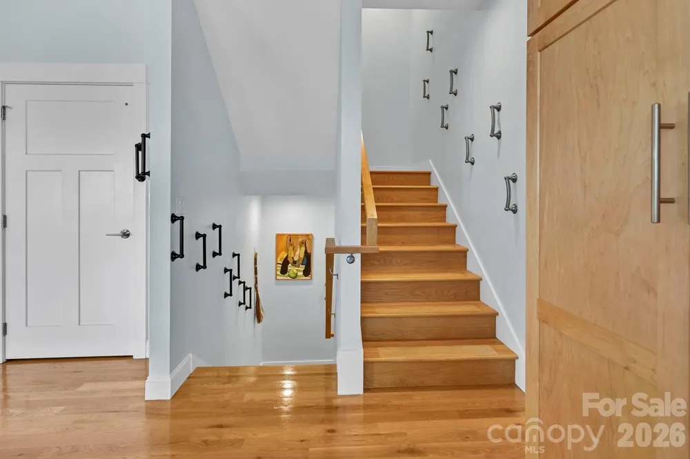 406 Kessler Place Asheville, NC 28804