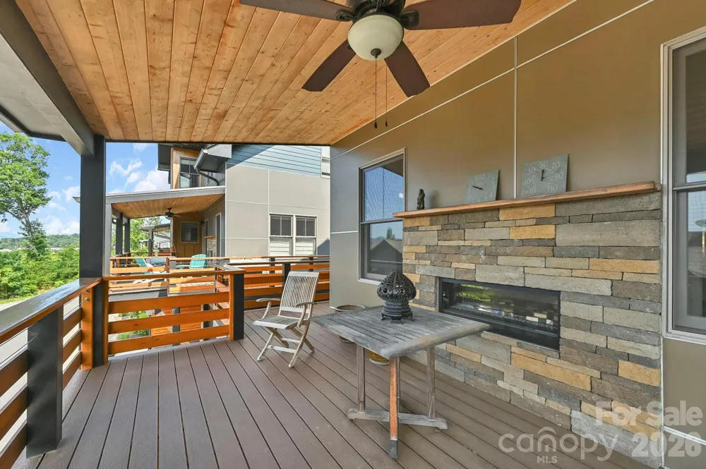 406 Kessler Place Asheville, NC 28804