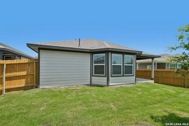 5433 Wrangler Way Marion, TX 78124