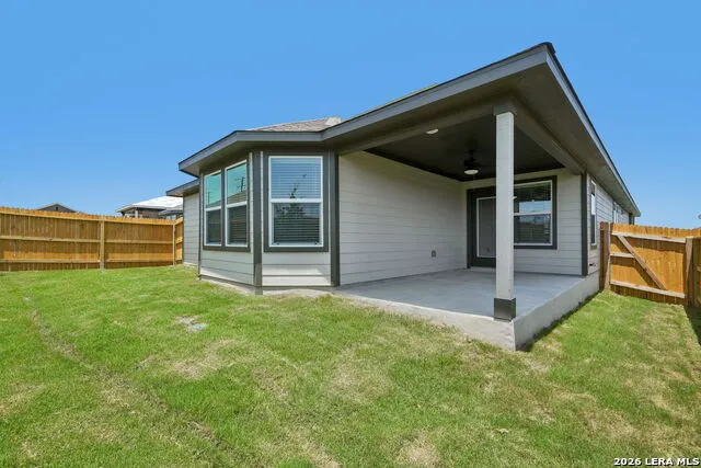 5433 Wrangler Way Marion, TX 78124