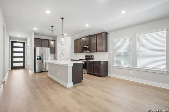 5433 Wrangler Way Marion, TX 78124
