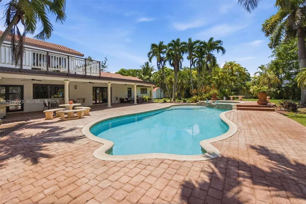 16564 SW 153rd Ct Miami, FL 33187