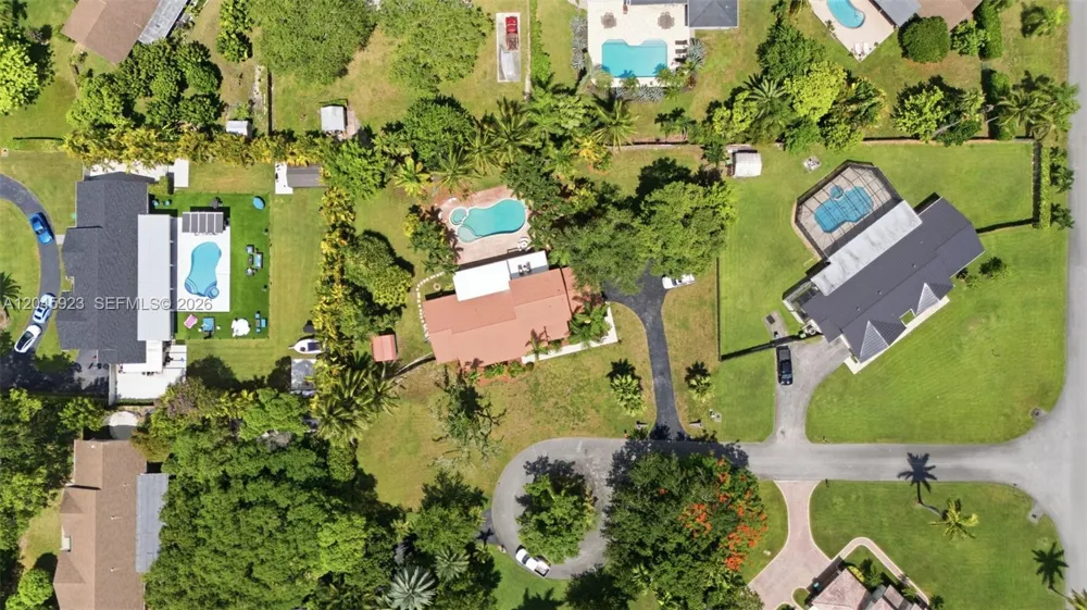 16564 SW 153rd Ct Miami, FL 33187