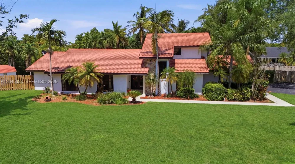 16564 SW 153rd Ct Miami, FL 33187