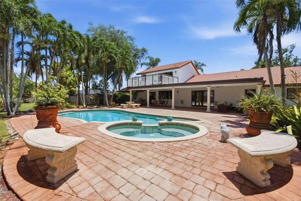 16564 SW 153rd Ct Miami, FL 33187