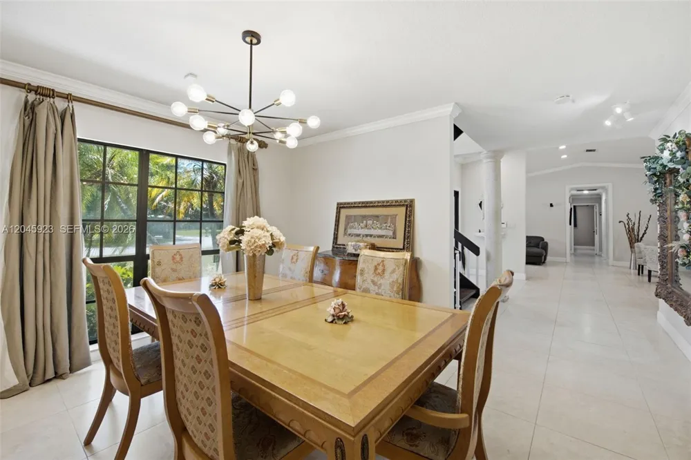 16564 SW 153rd Ct Miami, FL 33187