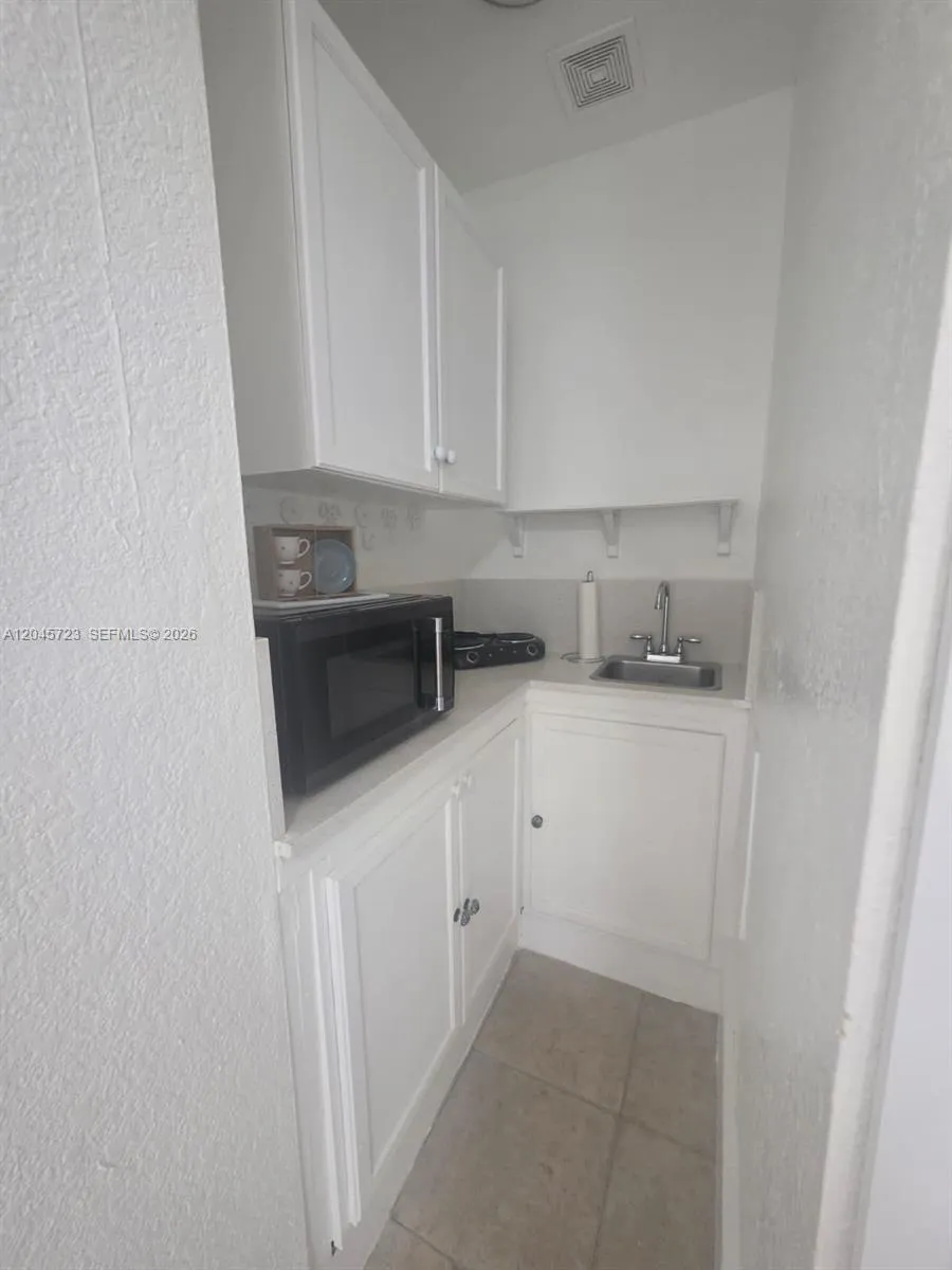 10861 NW 22nd Ct #0 Miami, FL 33167