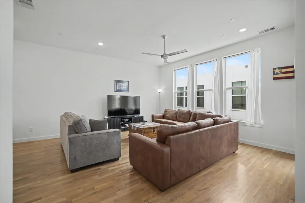 1510 Washington Avenue #203 Dallas, TX 75204