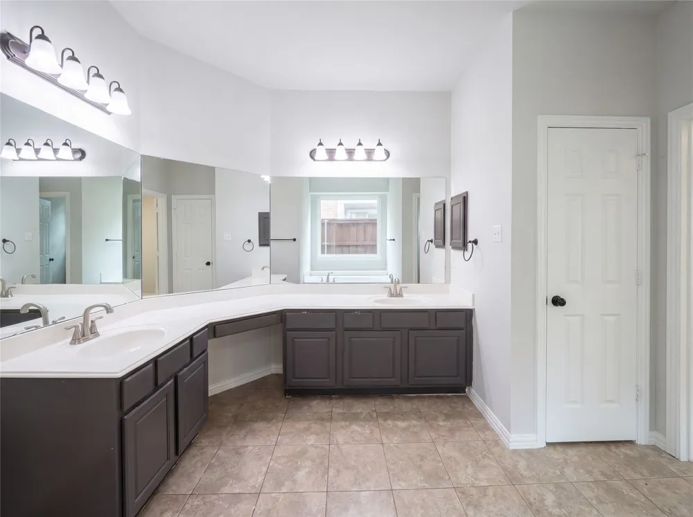 4536 Risinghill Drive Plano, TX 75024
