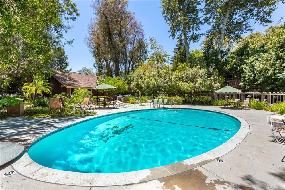 7101 Farralone Avenue #141 Canoga Park, CA 91303