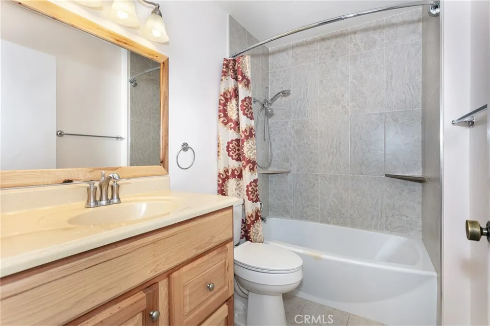 7101 Farralone Avenue #141 Canoga Park, CA 91303